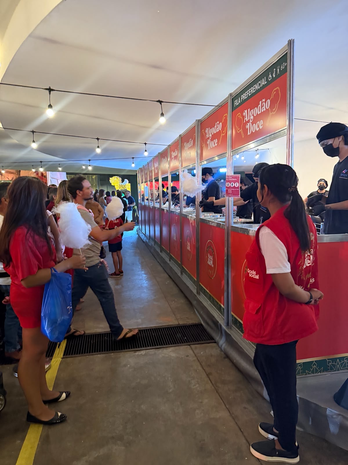 Máquina de algodão doce para eventos em Goiânia